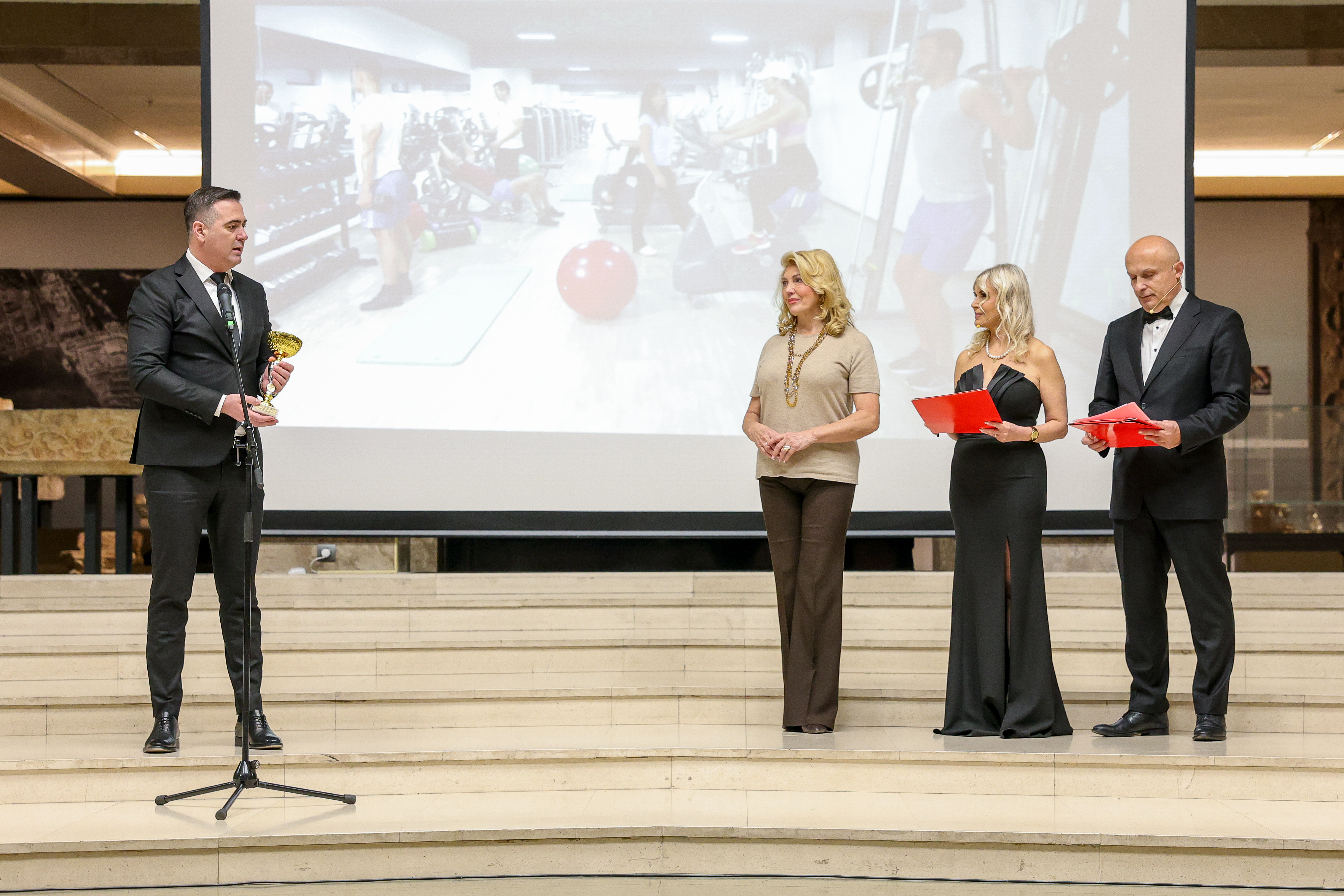 Dodela nagrada Lideri u turizmu 2025, održana u Narodnom muzeju u Beogradu
