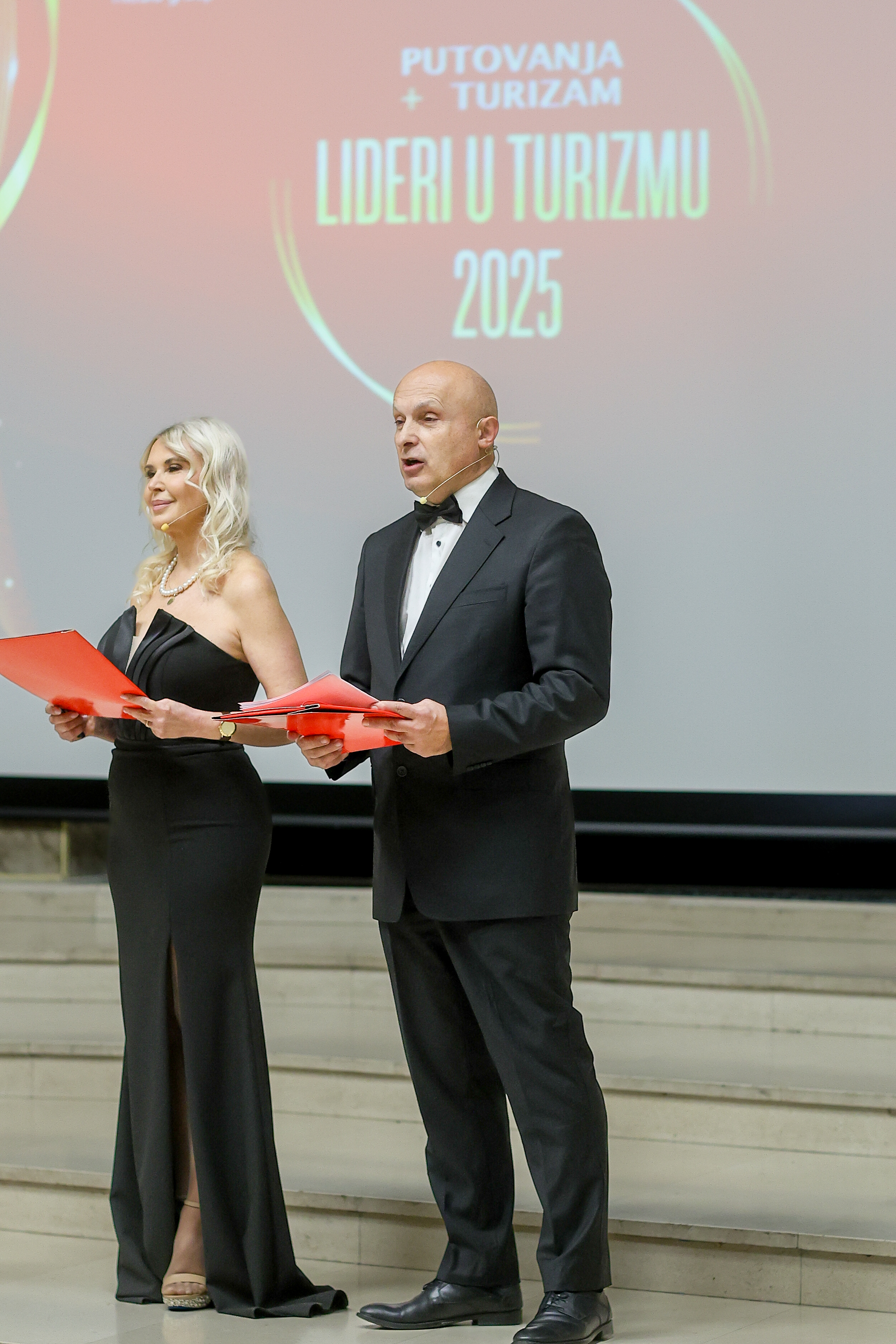 Dodela nagrada Lideri u turizmu 2025, održana u Narodnom muzeju u Beogradu
