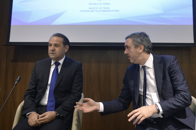 Beograd, 21. novembra 2017. - Ministaro trgovine, turizma i telekomunikacija Rasim Ljajic i predsednik Privredne komore Srbije Marko Cadez na skupu "CEFTA nedelja 2017'' koji se odrzava u hotelu Metropol. FOTO TANJUG/ RADE PRELIC/ bk
